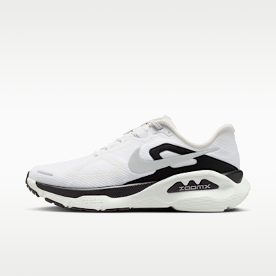 Nike Structure Plus - White