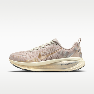 Nike Vomero 18 SE - Brown