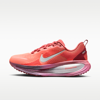 Nike Vomero 18 SE - Red